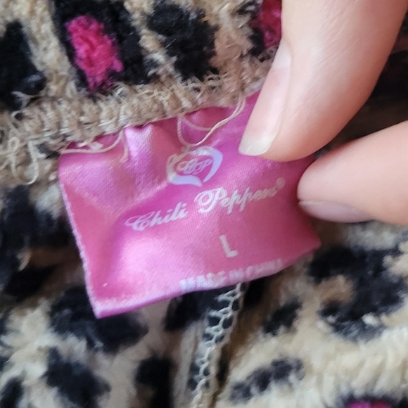 Cheetah print pj pants - Picture 4 of 4